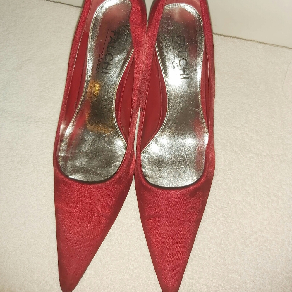 Bold Red pumps